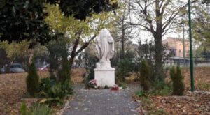 Comunicato Stampa del 27/11/2020 – Vandalizzata la statua della Madonna